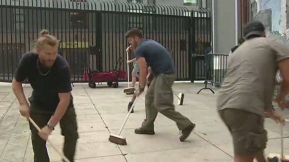 'Stomp' begins limited run at Pantages Theater