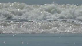 US pools close, go without lifeguards amid labor shortage