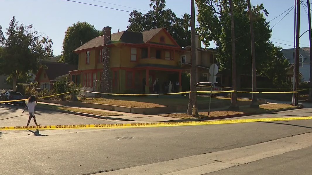 Elderly man stabbed to death in Pasadena