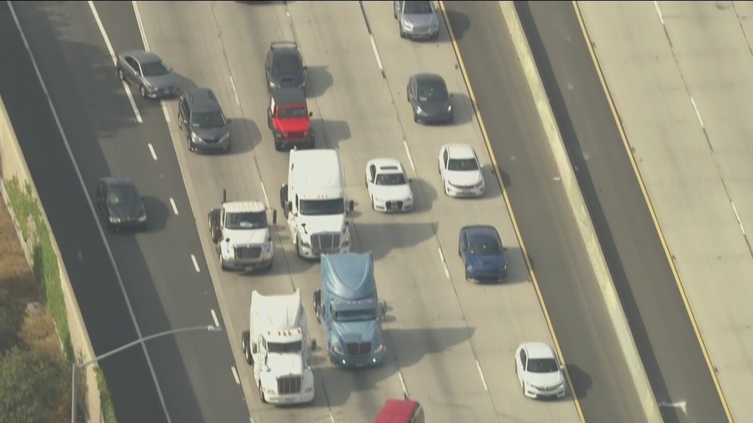 Trucker protest blocks traffic in Carson
