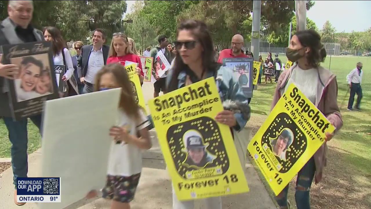 Deaths from TikTok, Snapchat challenges highlight dangerous side of social media