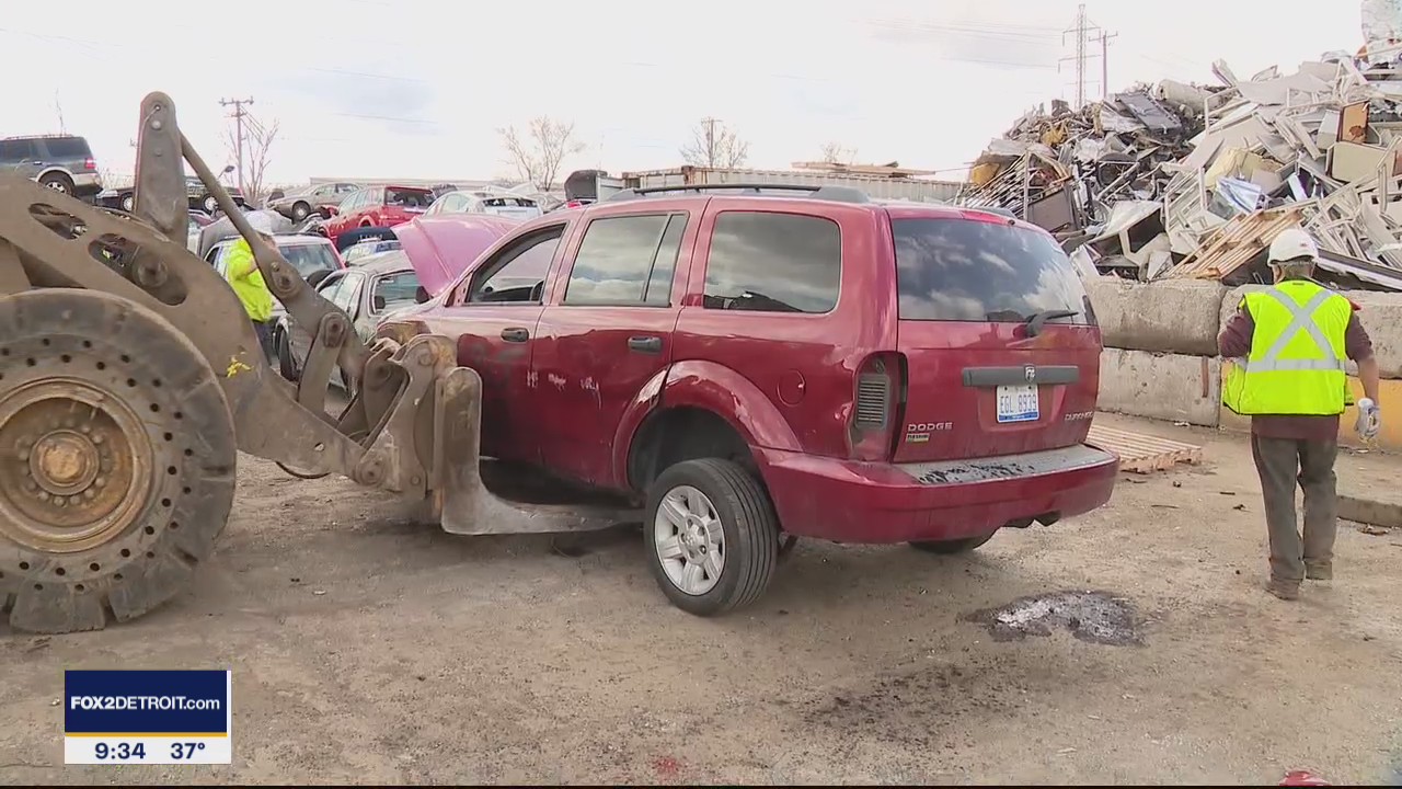 Fox E: Recycling Cars