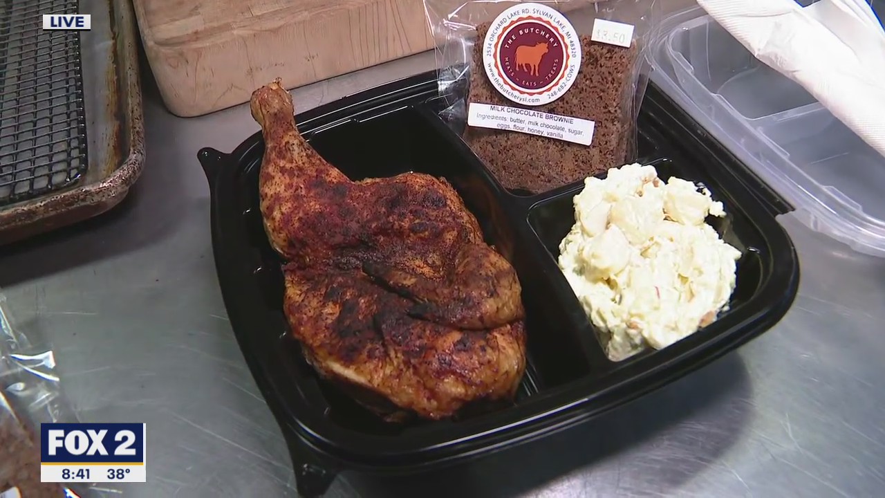 Clark Park annual charity hockey game continues during the COVID-19 pandemic