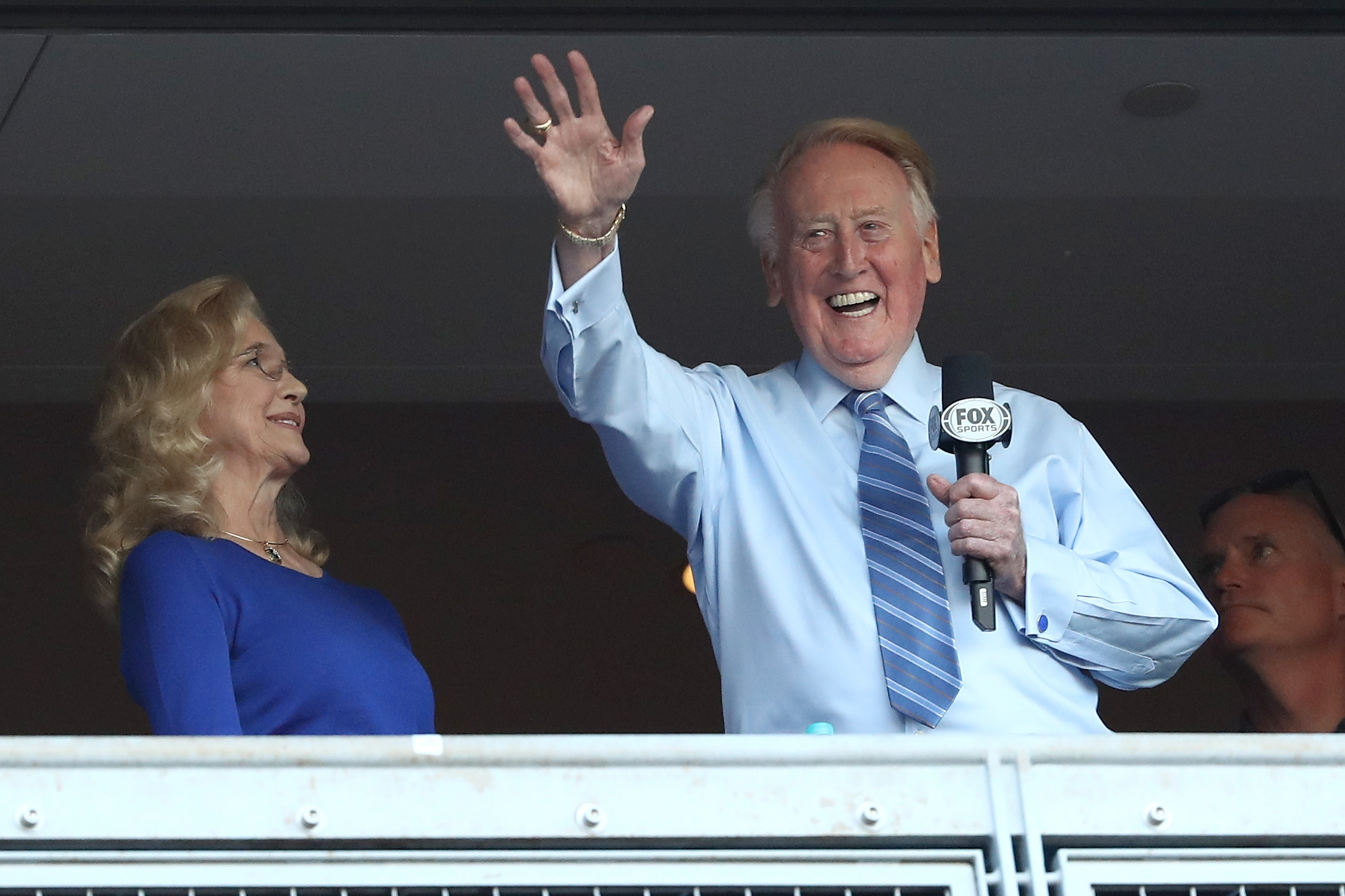 Remembering Vin Scully: Dodger icon honored after 67 years on-air
