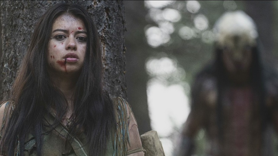 Amber Midthunder talks about starring in "Prey' and protects Amanda Salas from a predator in studio