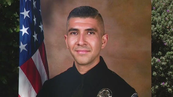 Off-duty police officer fatally shot in Downey; investigation continues