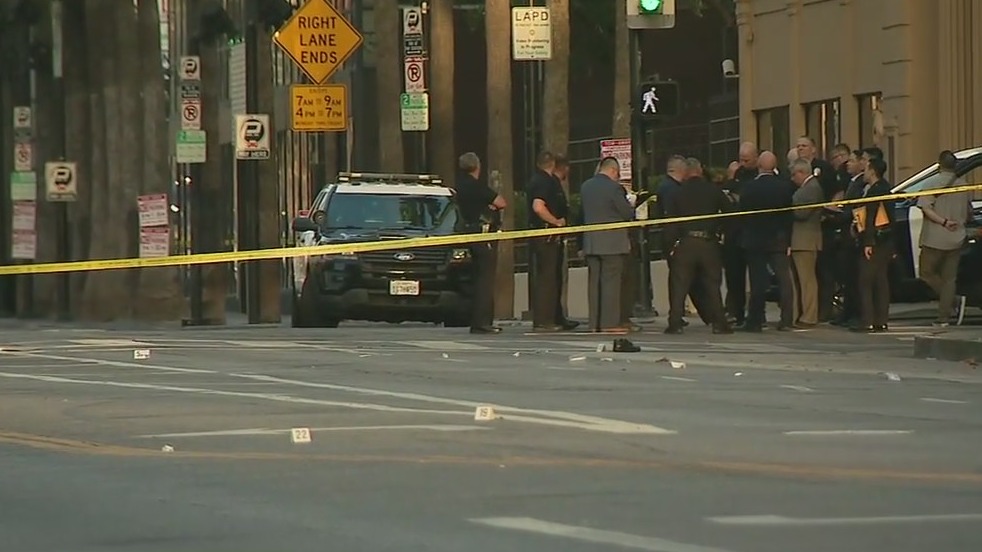Teen killed in Hollywood shooting