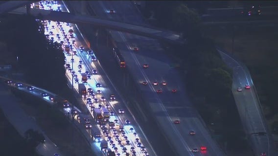 2 crashes on 105 Freeway in Lynwood in snarls traffic