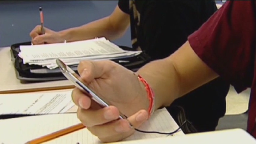 Your teen and digital dating dangers