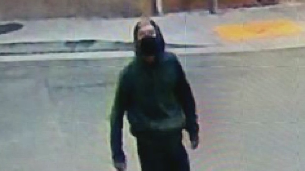 Suspect wanted for sexually assaulting woman in Hollywood Hills