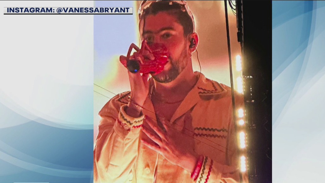 Bad Bunny honors Kobe and Gigi Bryant during LA concert