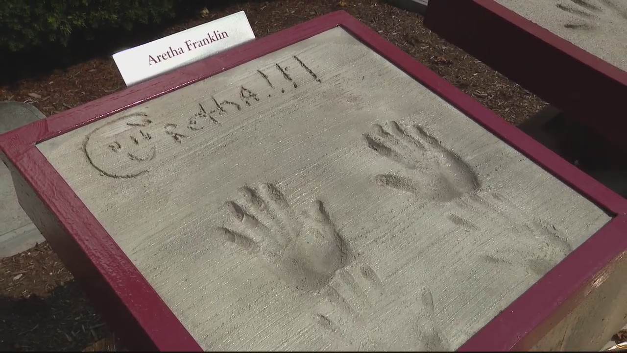 Legends Detroit Aretha Franklin gets added to the Detroit Legends Plaza exhibit | FOX 2 ...