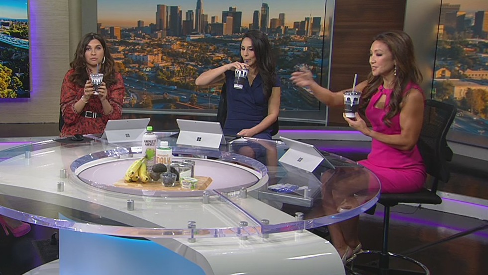 Our crew tries the Poosh Potion Detox smoothie