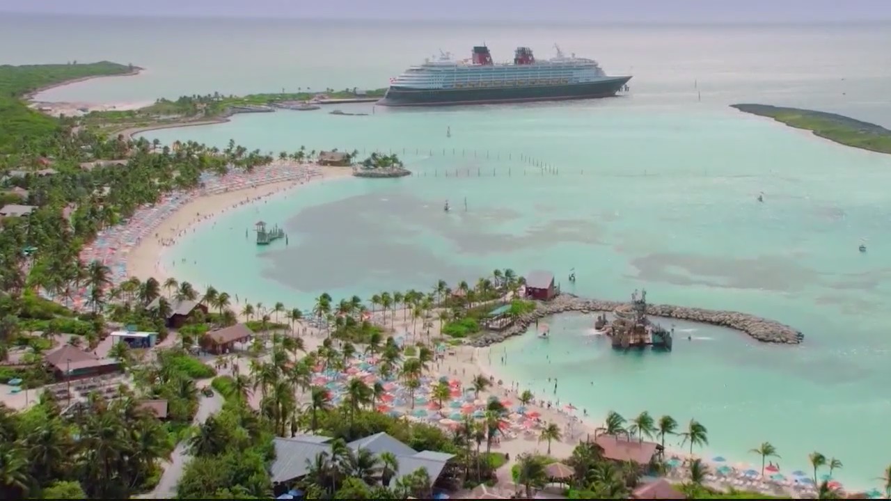 The cruise industry reacts to the CDC's new guidlines for passengers