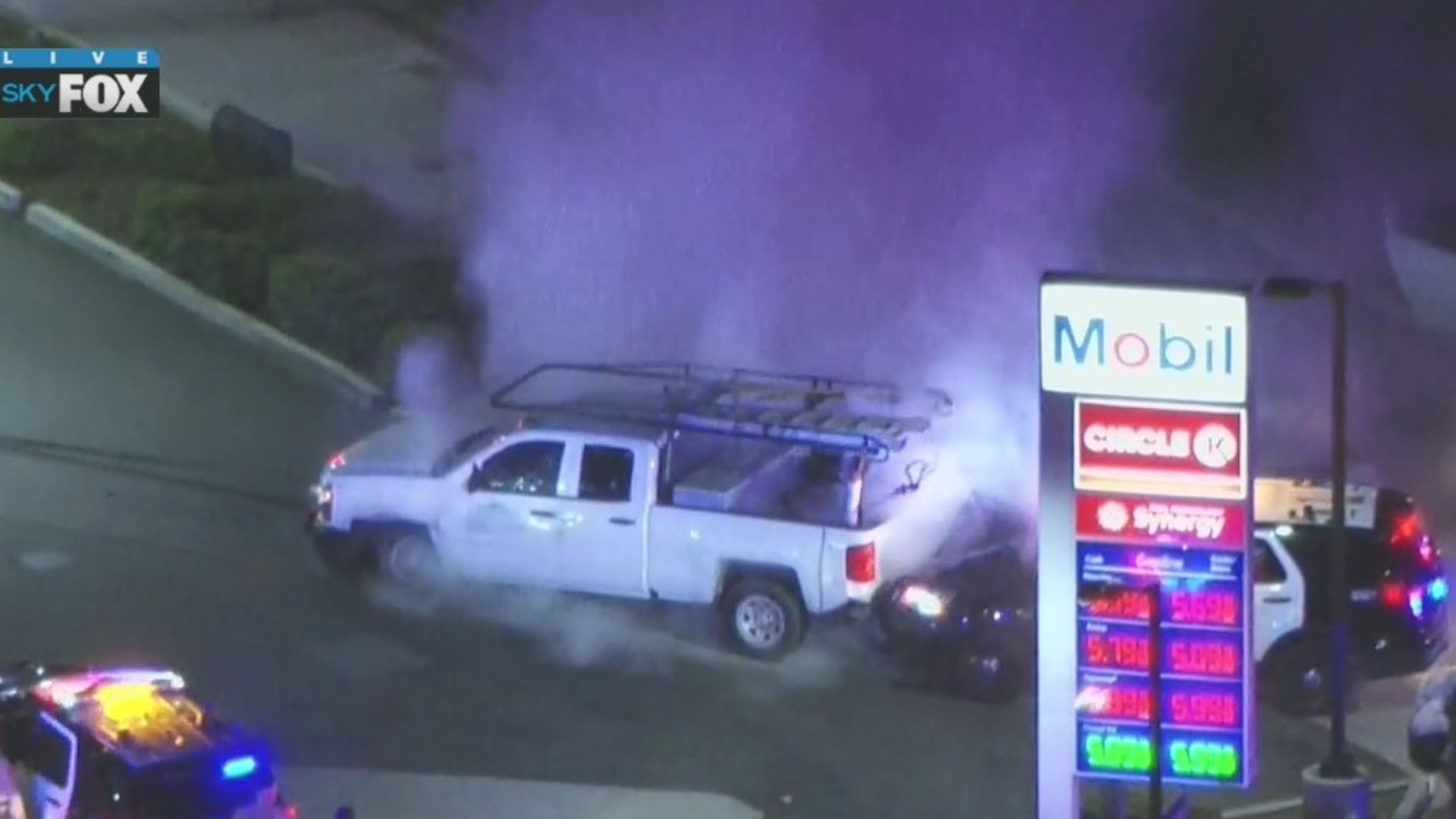 Pursuit suspect in standoff with officers | FOX 11 Los Angeles