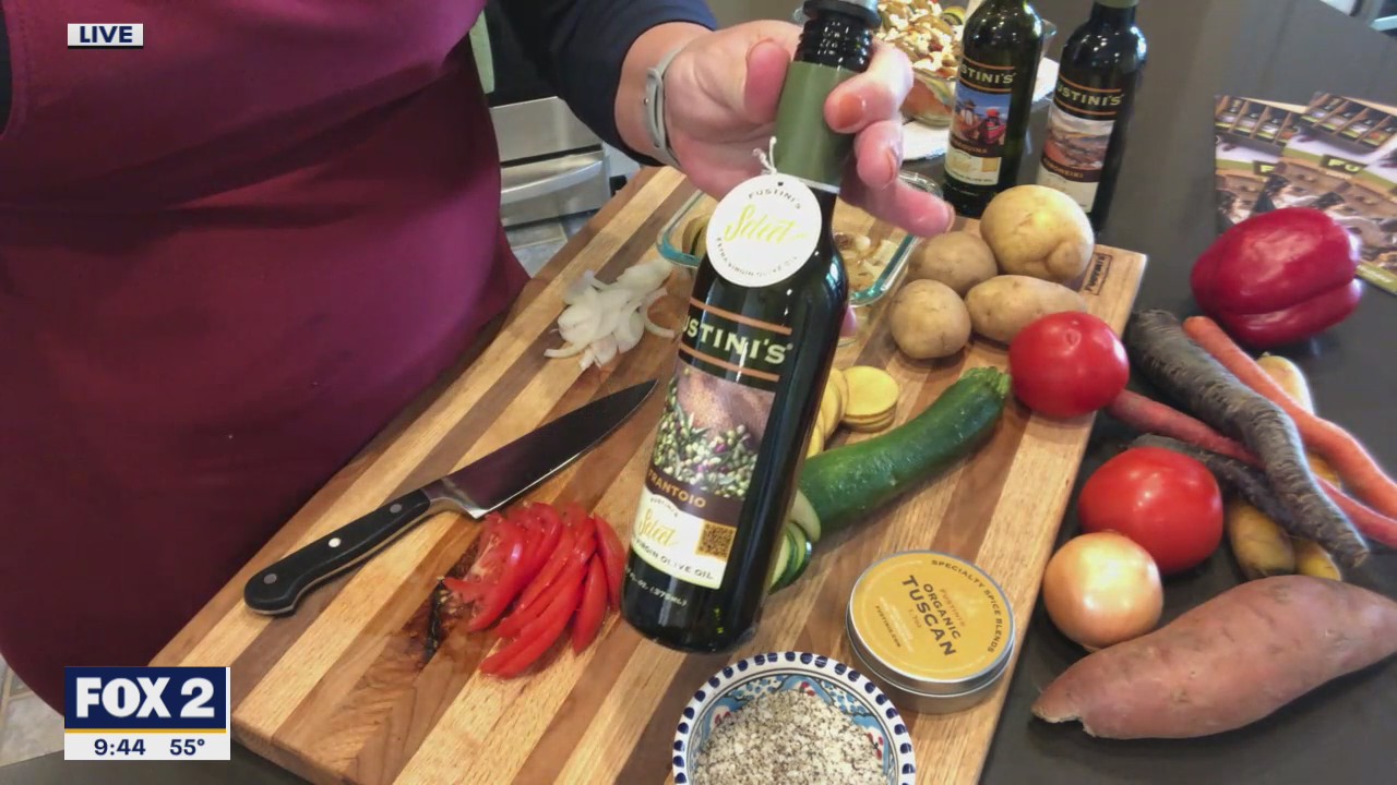 Celebrating National EVOO Day with Fustini's Oils & Vinegars