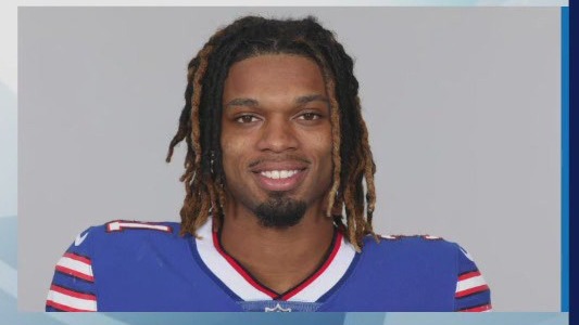 Bills safety Damar Hamlin collapses on field