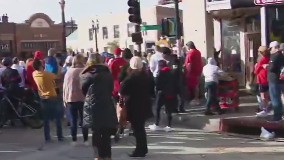 Thousands attend 2023 Rose Parade