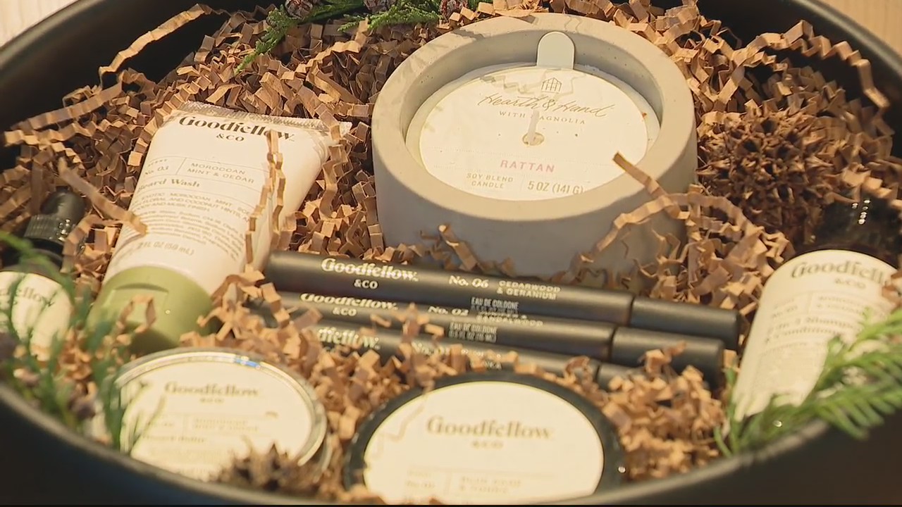 Handmade for the Holidays - cute gift ideas from the crew at Two Unique Caterers