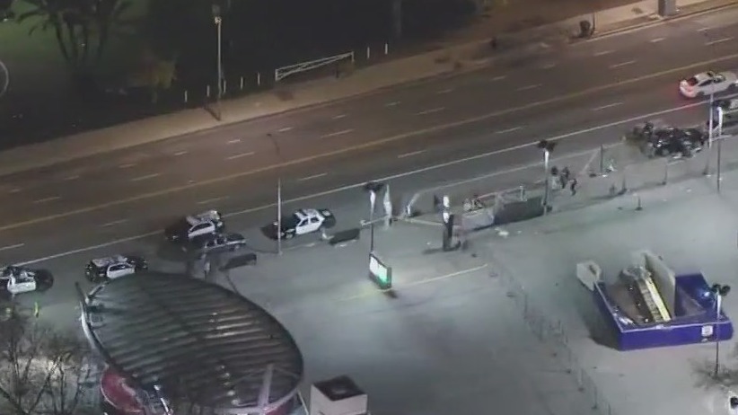 Man fatally stabbed outside Metro station