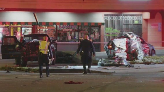 2 killed in pursuit-crash in Panorama City