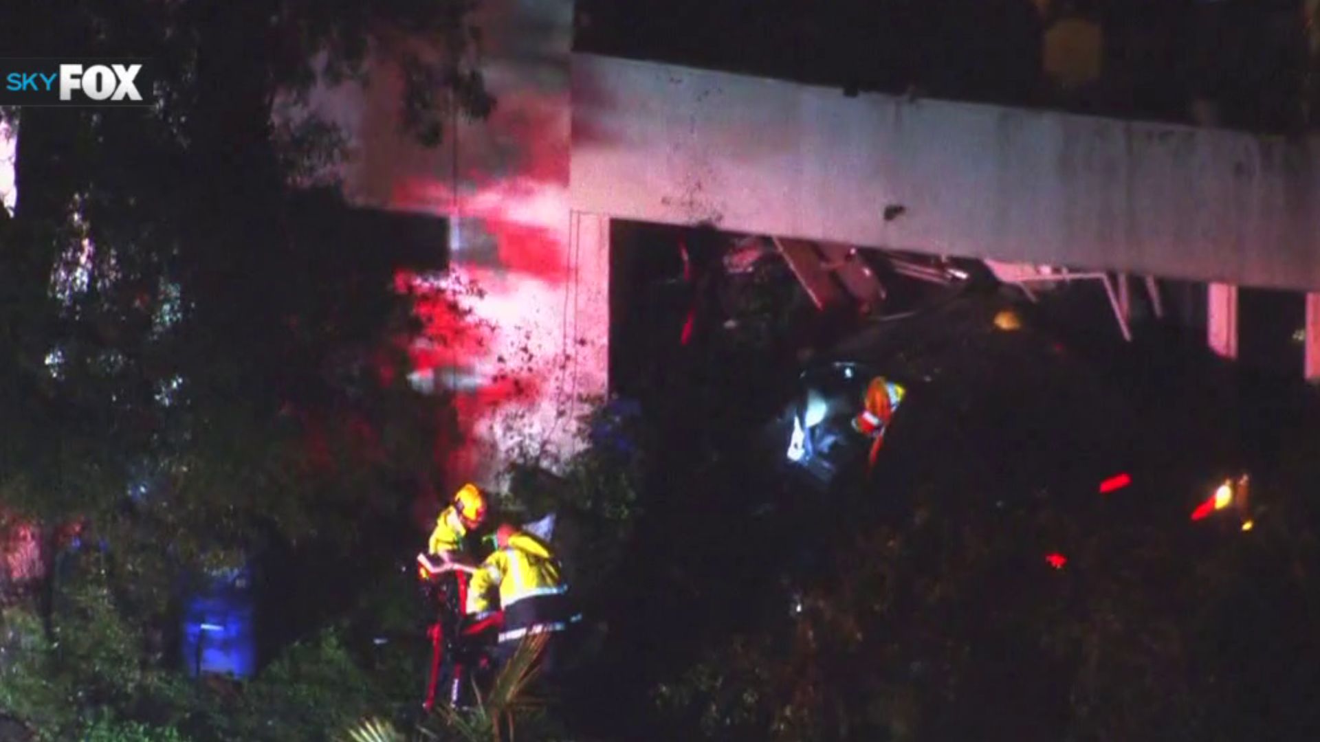 Car crashes into Van Nuys apartment