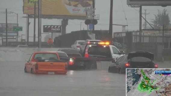 Winter Storms: Cars stranded in rising water in North Hollywood