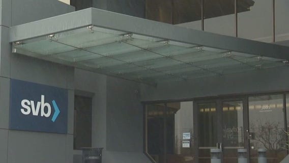 Biden tries to reassure Americans ?banks are safe?