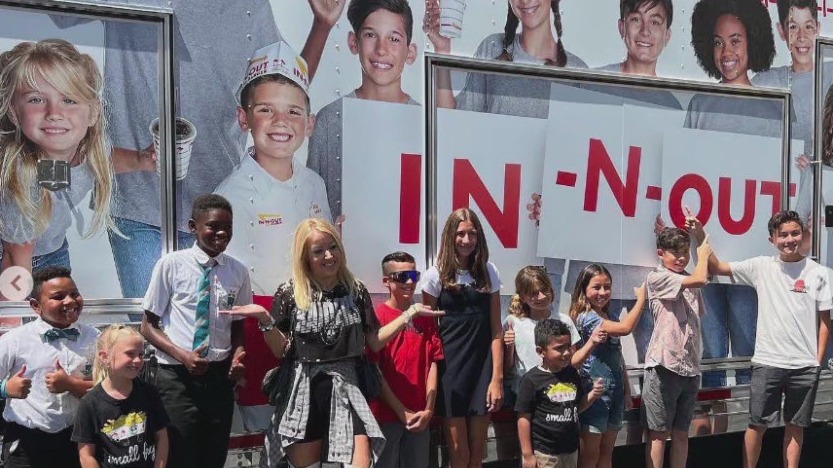 In-N-Out to serve mini burgers, fries