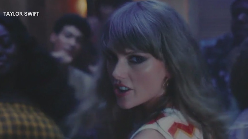 Taylor Swift fans take Ticketmaster to court