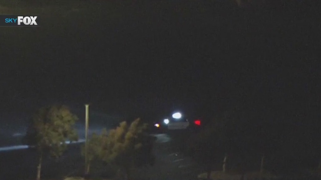 Carjacking, shooting near Santa Monica beach ends with 2 suspects on the run