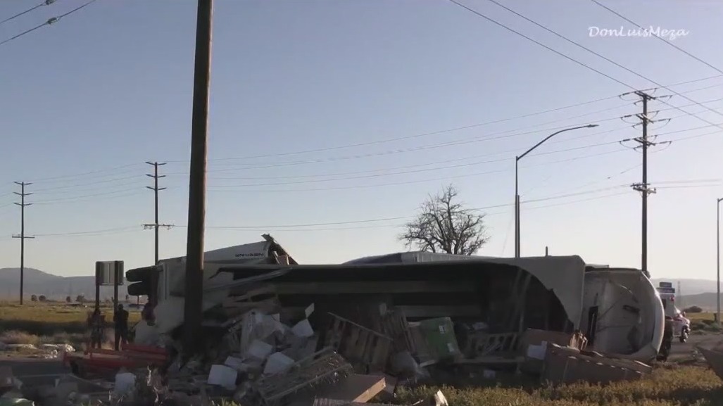 1 killed, 5 injured in crash involving semi-truck, SUV in Lancaster