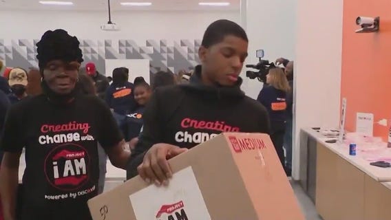 Teen's nonprofit helps the homeless
