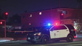 2 people shot in Sun Valley; no arrests announced