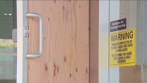 Burglars hit 5 businesses across LA's Westside