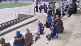 Fans getting ready for Lakers-Warriors