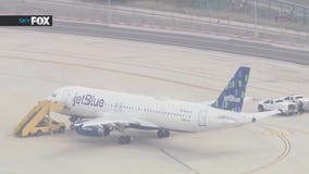 Man makes bomb threat after missing flight