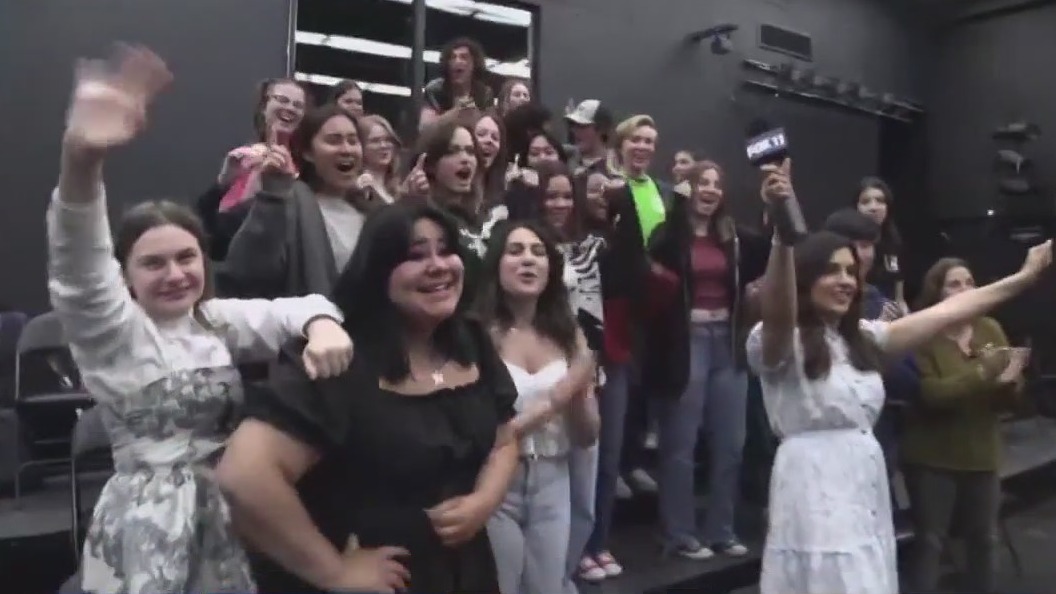 Los Alamitos HS raising money for Thespian Festival