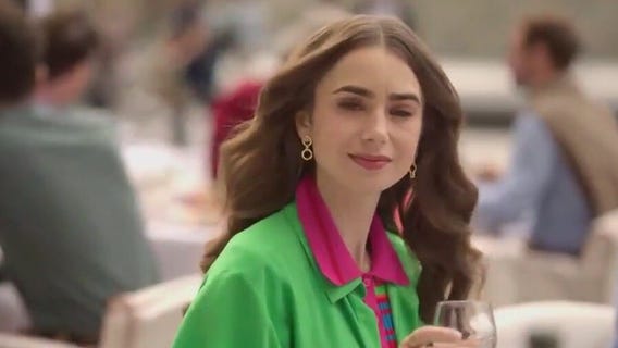 Lily Colllins reportedly robbed at West Hollywood spa