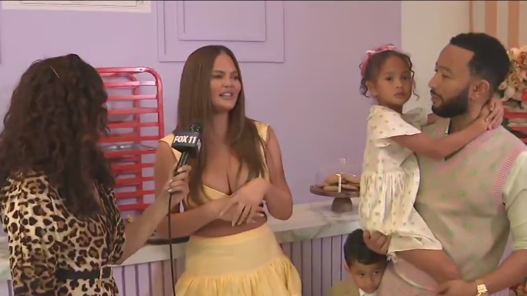 See Chrissy Teigen's bakery pop-up shop