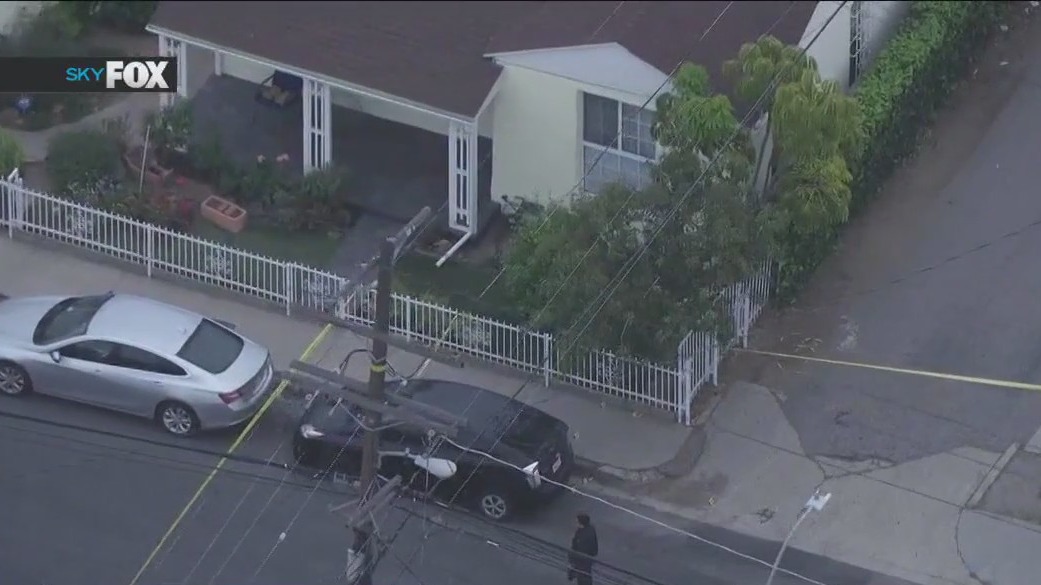 2 shot, including 14-year-old, in Mid-City