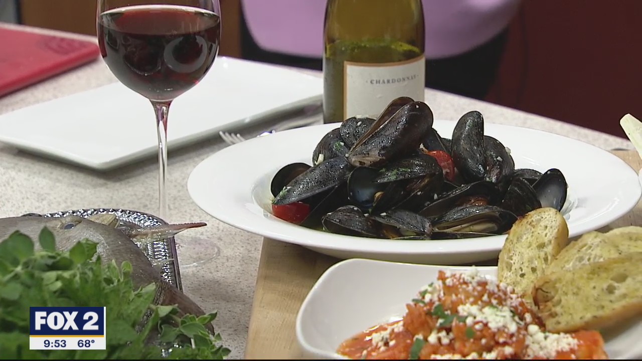 M?re Mediterranean?s debuts new Happy Hour Menu