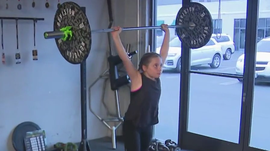 Girls' weightlifting team headed to USA Junior Nationals