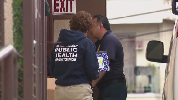 Dozens of migrants dropped off in LA's Chinatown