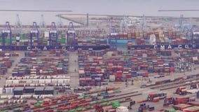 Port of LA: Dockworkers, shippers reach deal