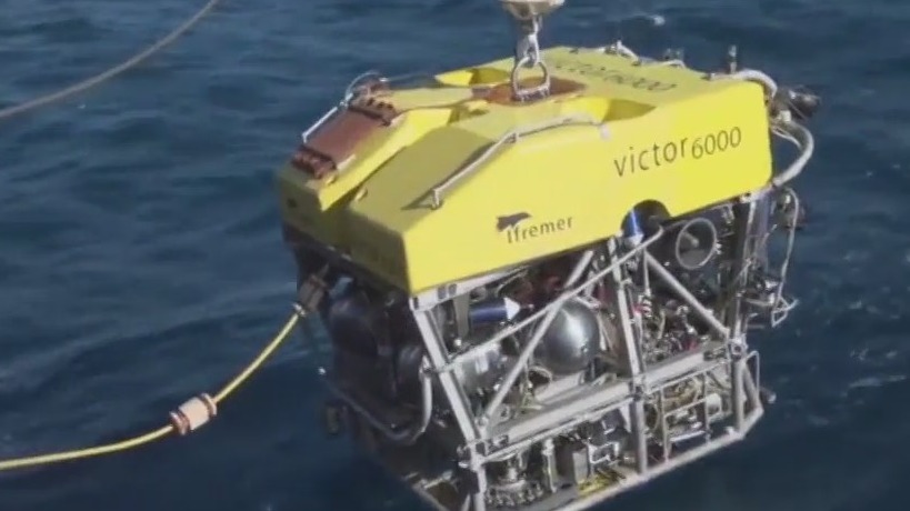 Canadian officials investigate deadly Titanic sub implosion