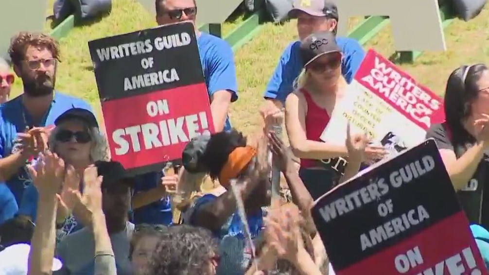 Writers union holds rally months into strike