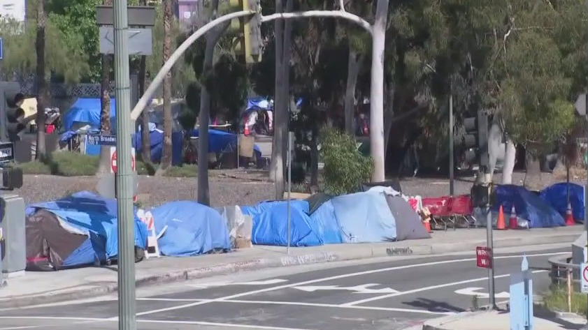 Barger talks Texas migrants, homelessness