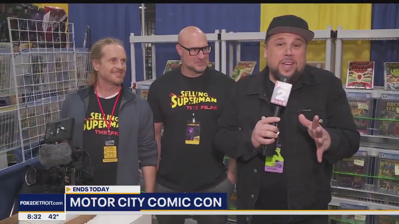 Selling Superman at Motor City Comic Con