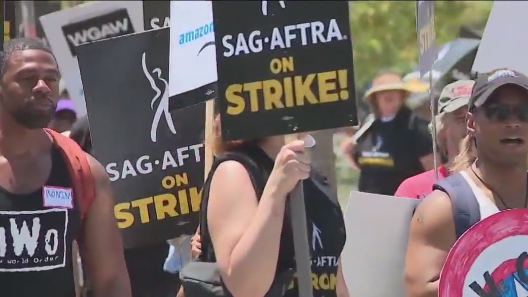 SAG-AFTRA strike continues